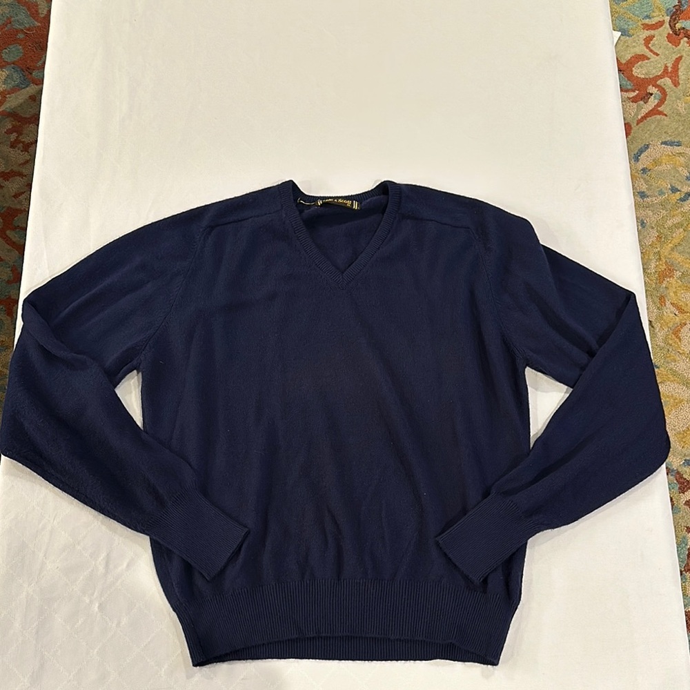 Lyle & Scott Vintage V neck navy blue sweater‎ XL EUC